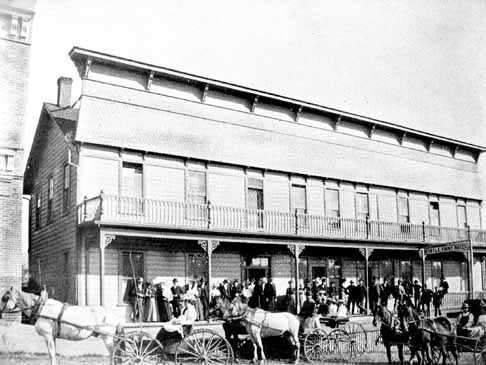 Myrtle Point Hotel